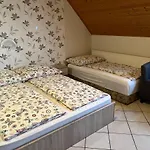 Ibolya Vendeghaz Kehidakustany