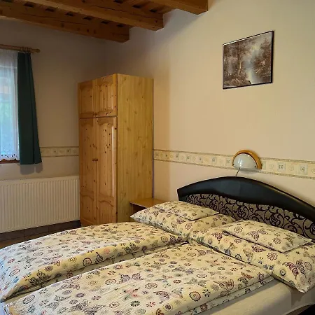 Ibolya Apartamento Kehidakustány